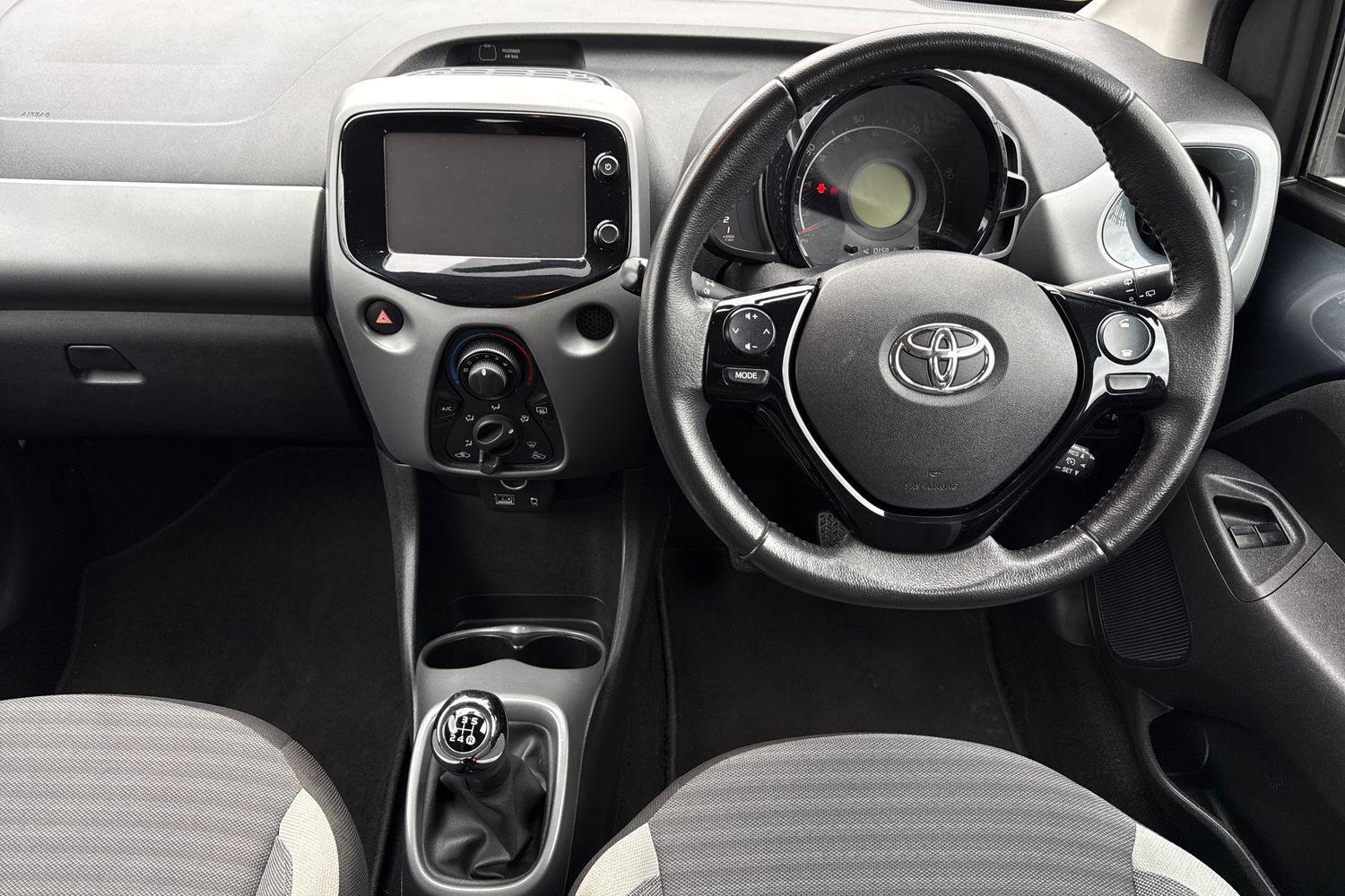 Used Toyota AYGO 2019 for sale - 77557391: Photo 12