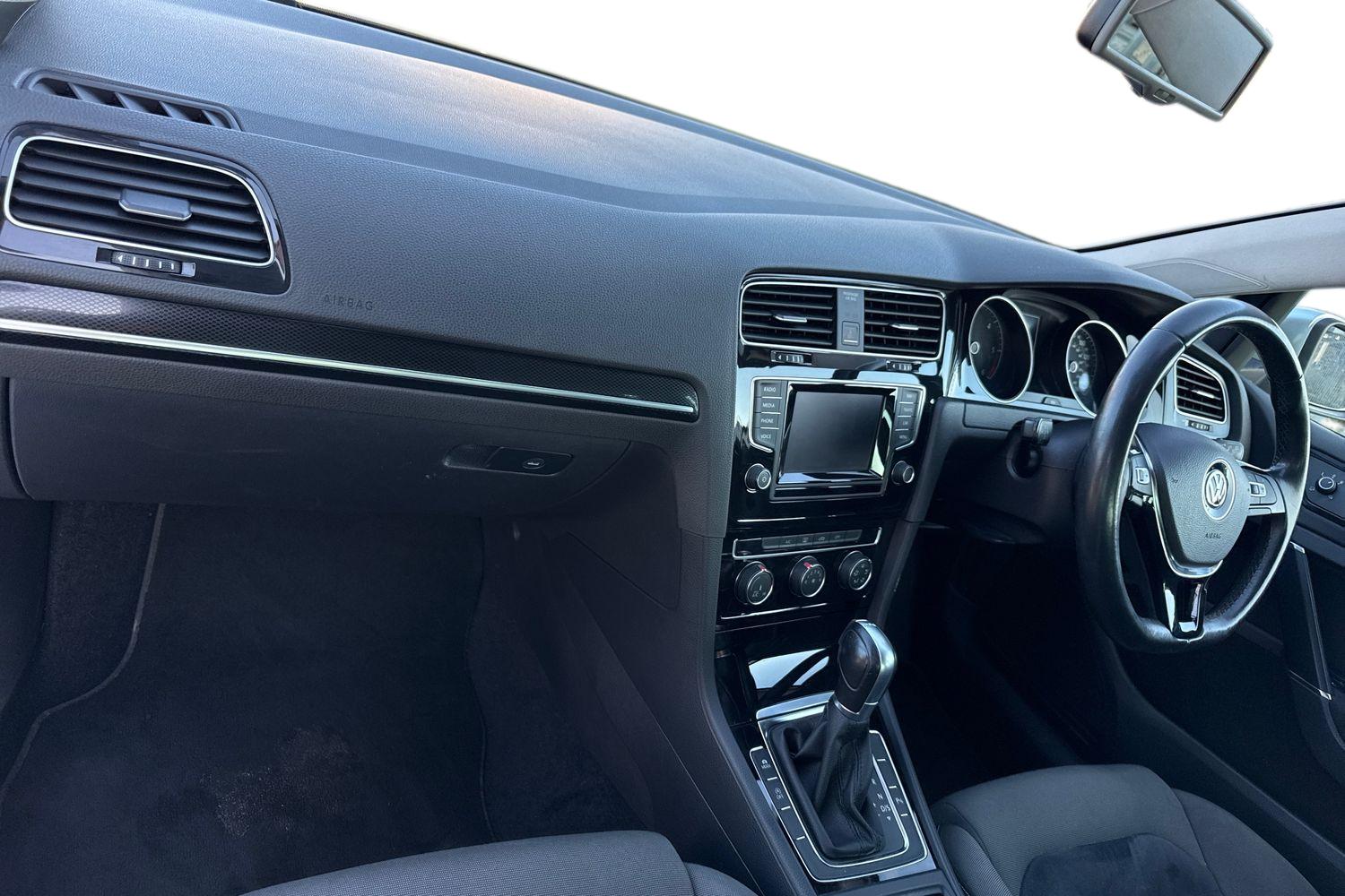 Used Volkswagen Golf 2015 for sale - 76654324: Photo 14