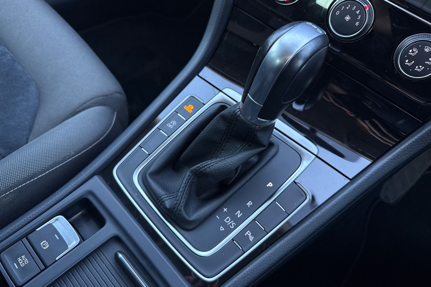 Used Volkswagen Golf 2015 for sale - 76654324: Photo 22