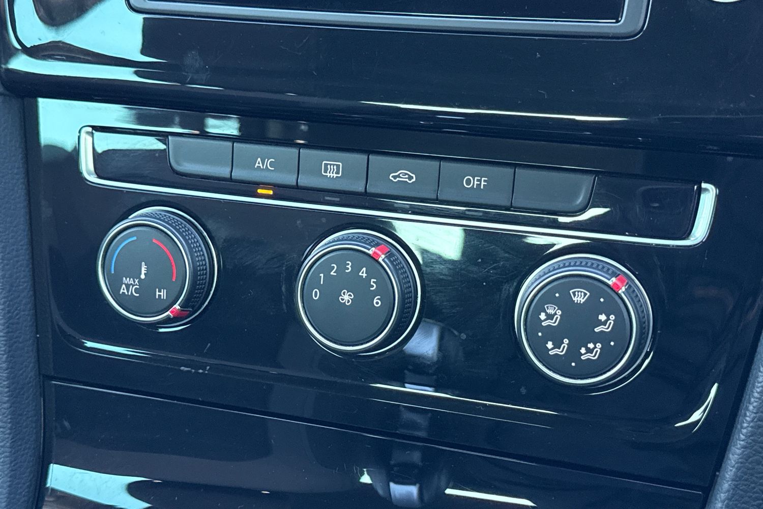 Used Volkswagen Golf 2015 for sale - 76654324: Photo 38