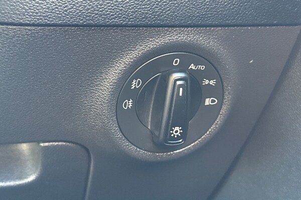 Used Skoda Karoq 2021 for sale - 76047506: Photo 31