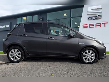 Used Toyota Yaris 2013 for sale - 79558870: Photo