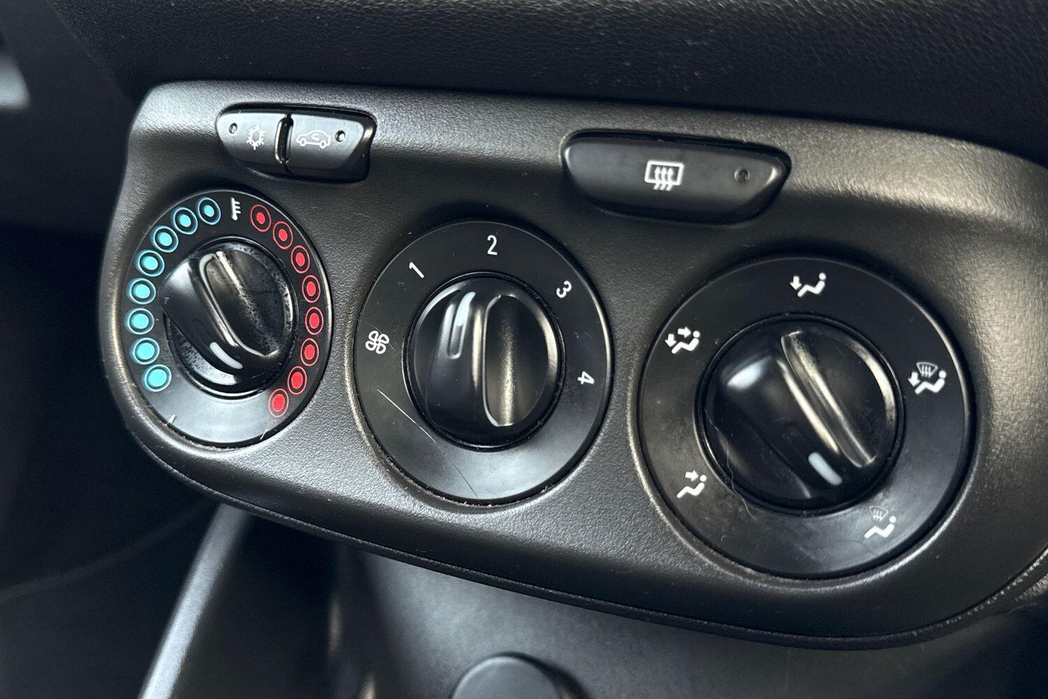 Used Vauxhall Corsa 2016 for sale - 77557422: Photo 18