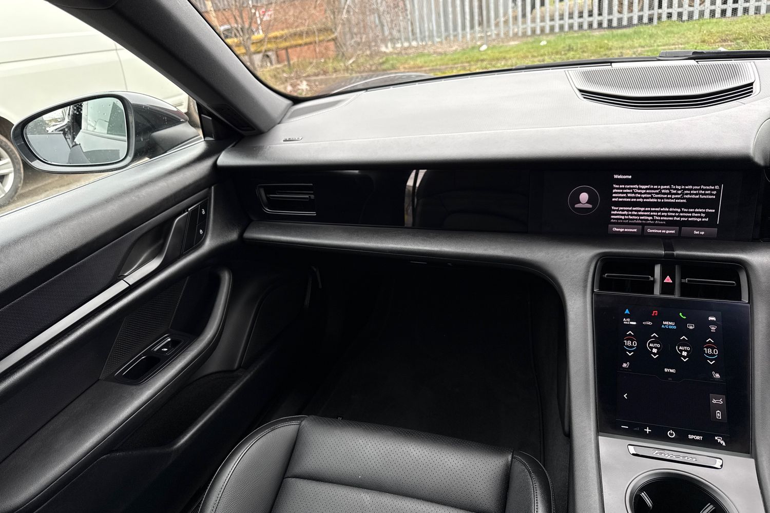 Used Porsche Taycan 2023 for sale - 77520273: Photo 20