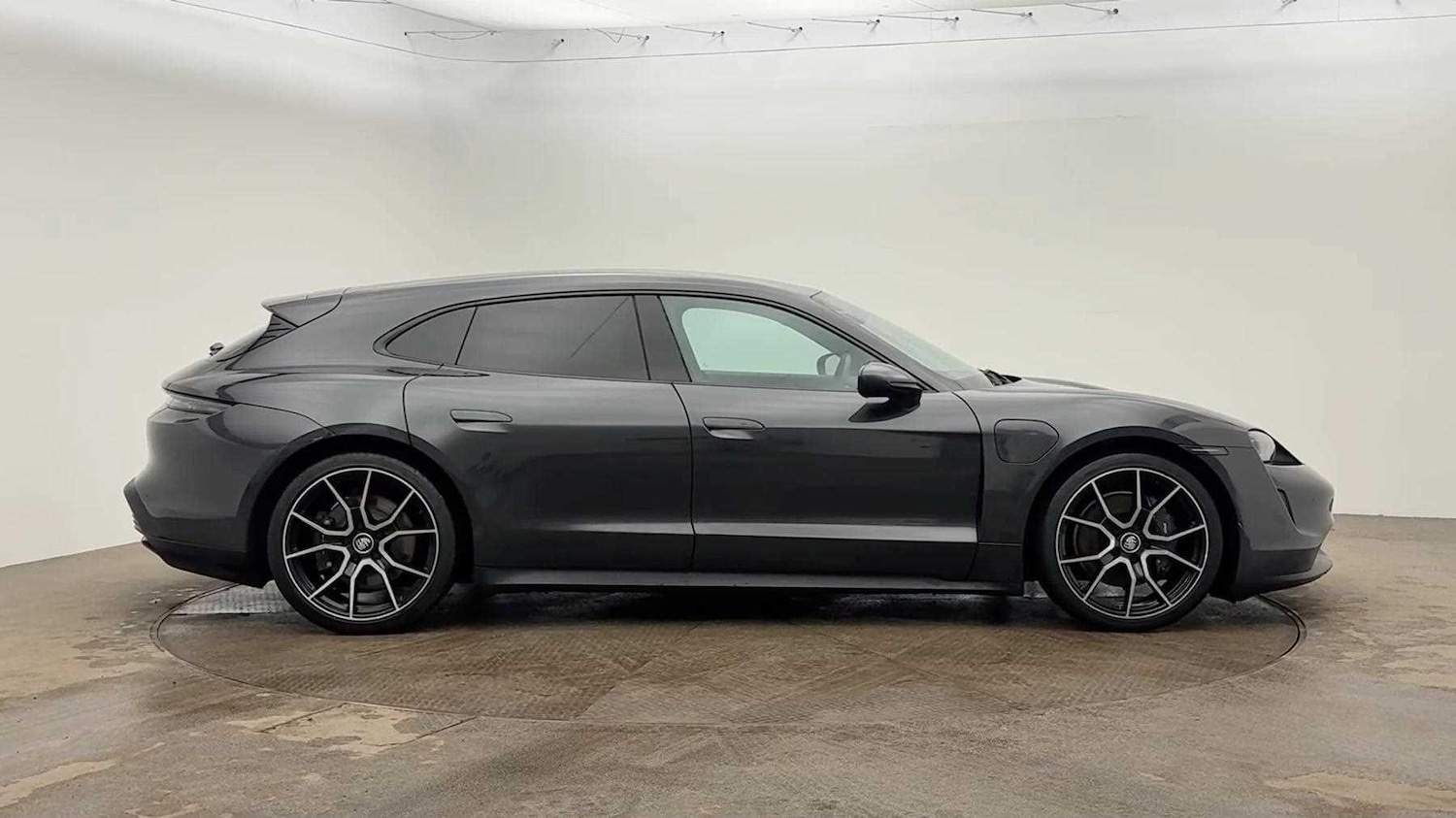 Used Porsche Taycan 2023 for sale - 77520273: Photo 3