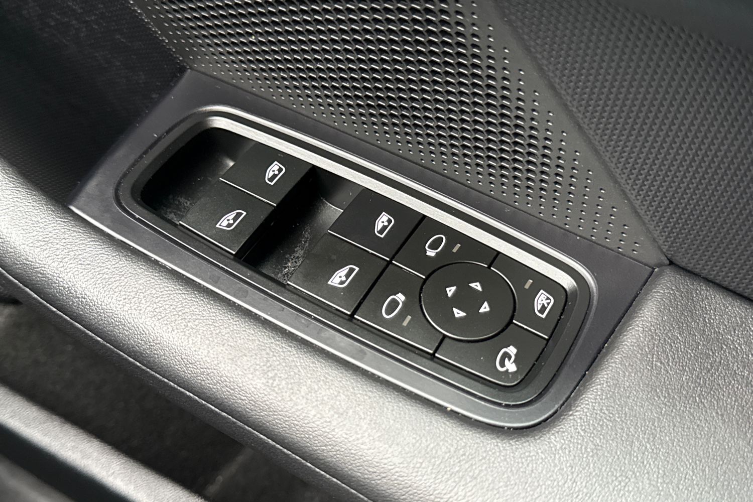 Used Porsche Taycan 2023 for sale - 77520273: Photo 35