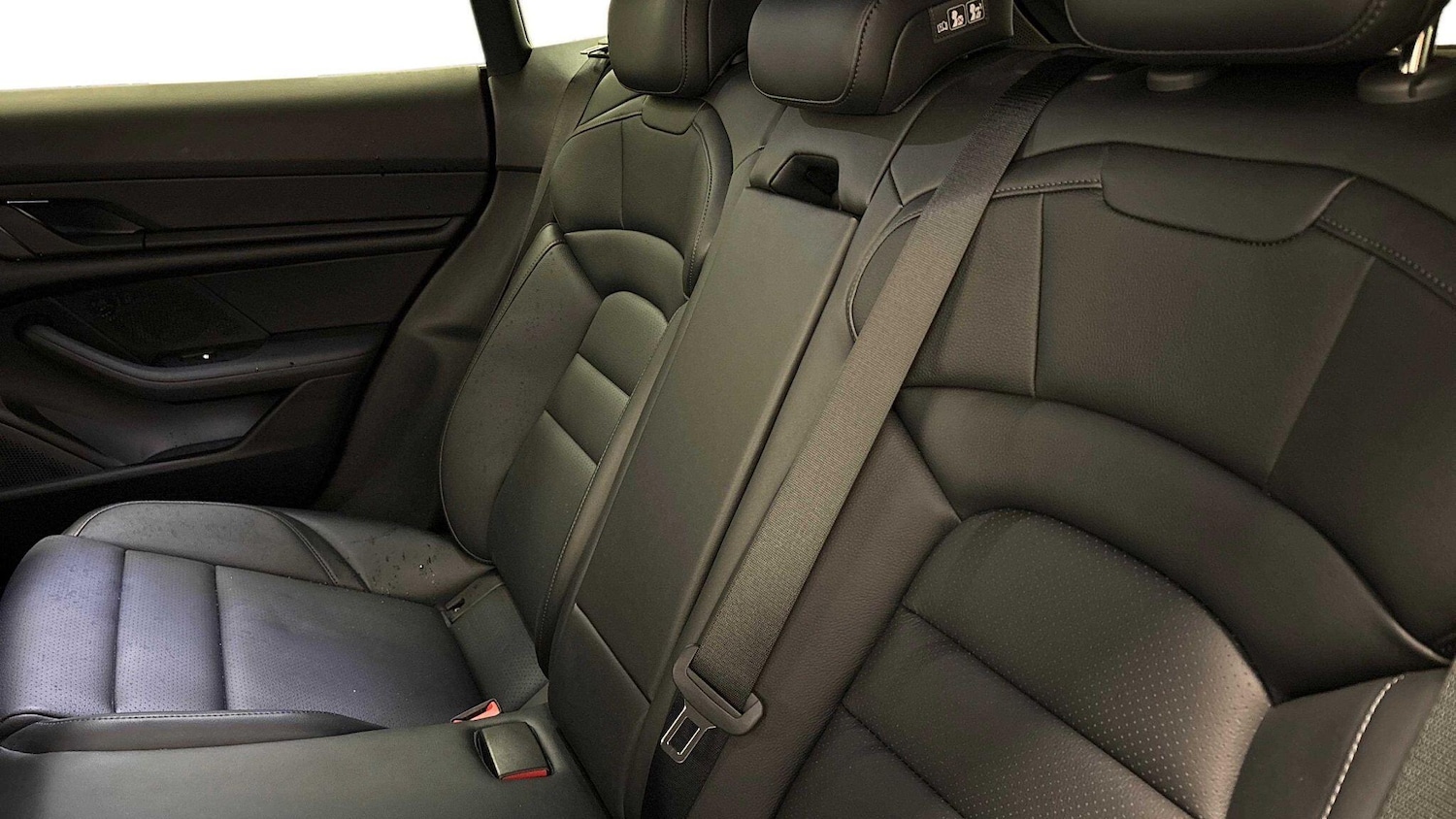 Used Porsche Taycan 2023 for sale - 77520273: Photo 8