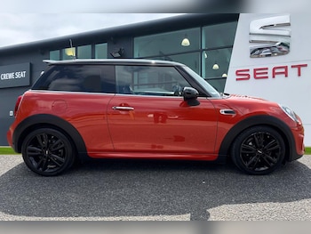 Used MINI Hatch 2019 for sale - 75847395: Photo