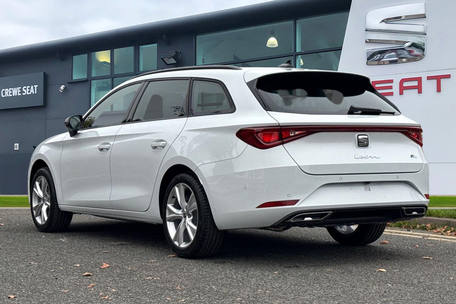 Used SEAT Leon 2025 for sale - 76182169: Photo 2