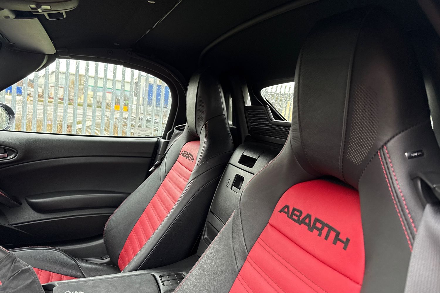 Used Abarth 124 Spider 2018 for sale - 76985239: Photo 19