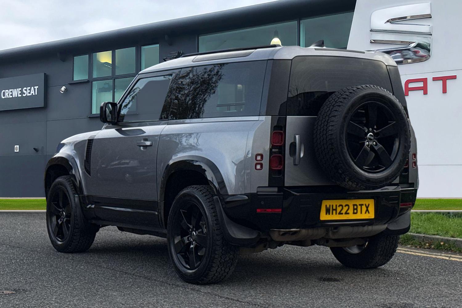 Used Land Rover Defender 90 2022 for sale - 76629971: Photo 2