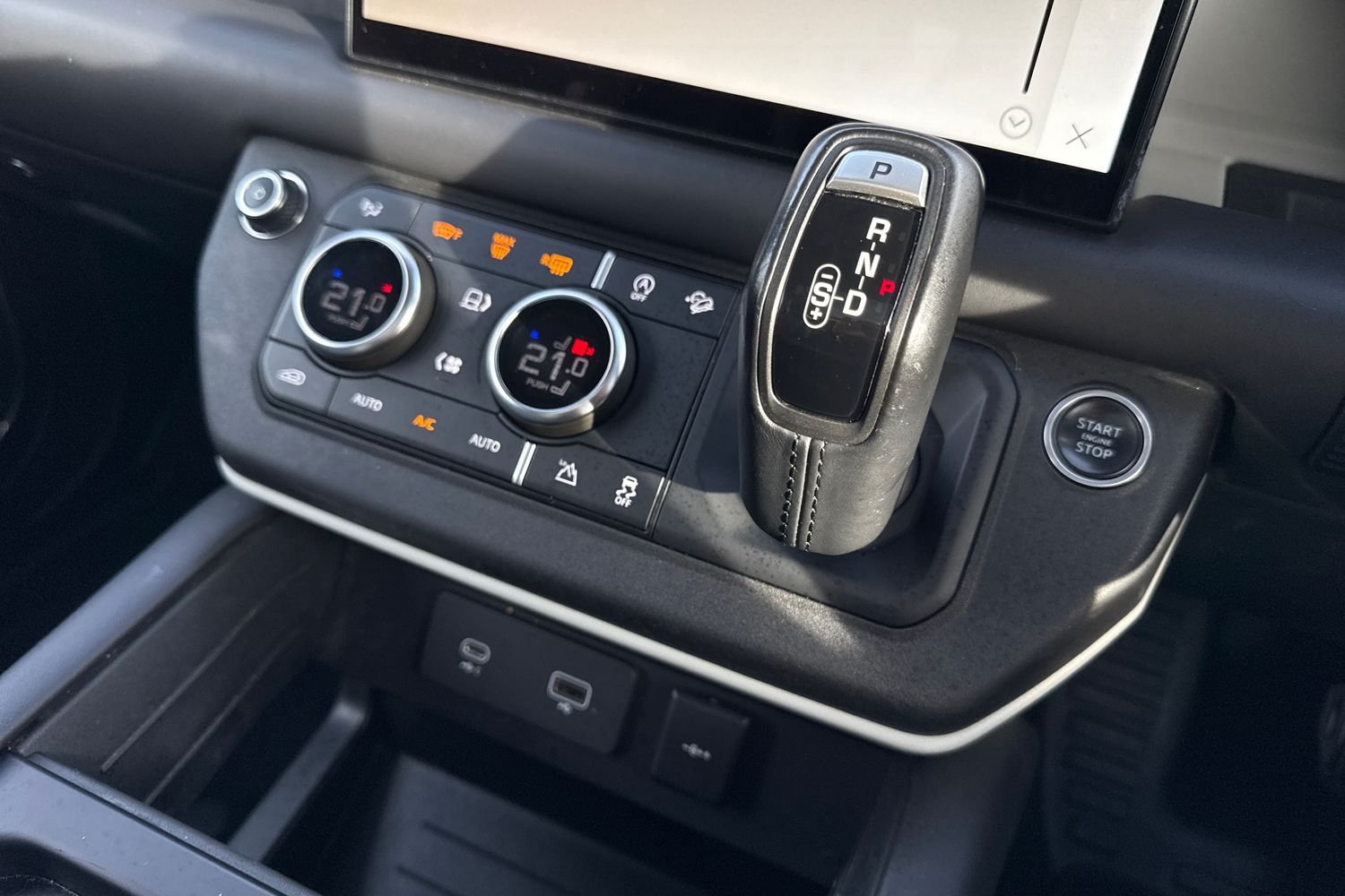 Used Land Rover Defender 90 2022 for sale - 76629971: Photo 20