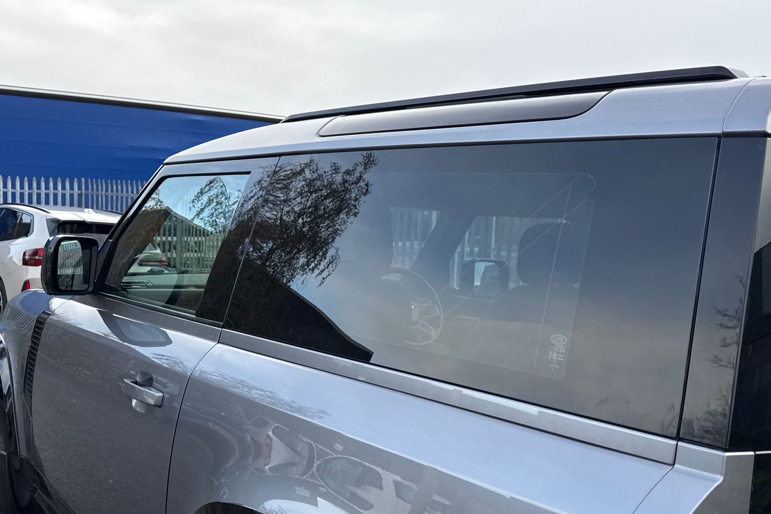 Used Land Rover Defender 90 2022 for sale - 76629971: Photo 25