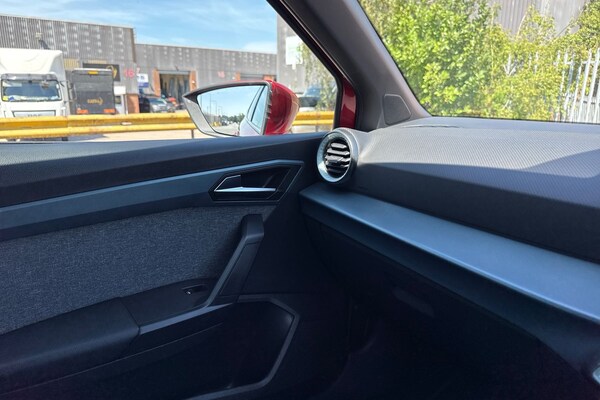 Used SEAT Arona 2025 for sale - 75244207: Photo 32
