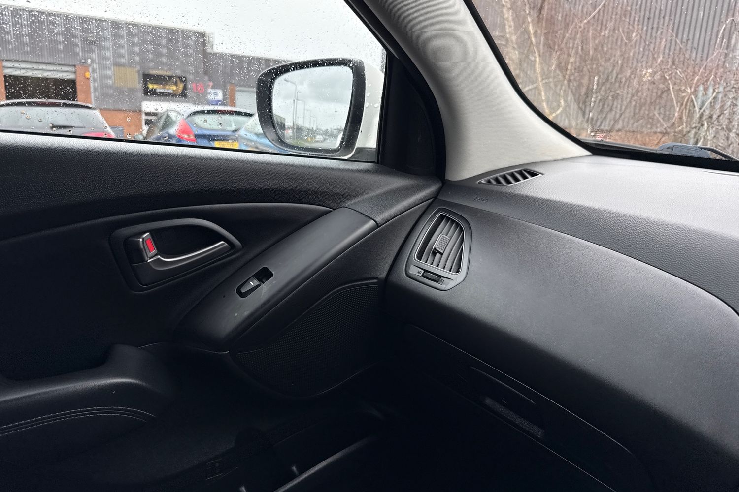 Used Hyundai Ix35 2014 for sale - 77700628: Photo 34