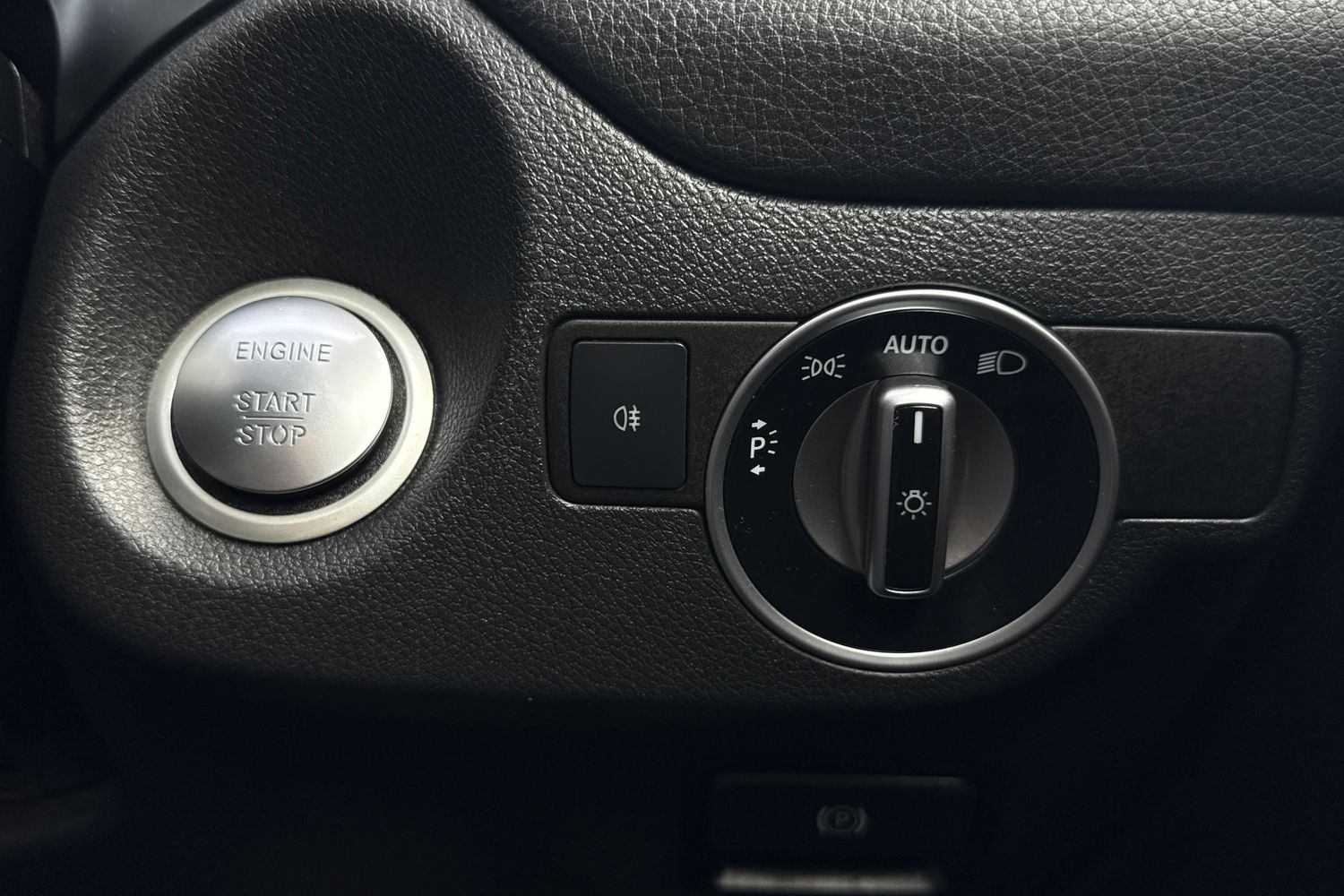 Used Mercedes-Benz GLA 2017 for sale - 76604138: Photo 39