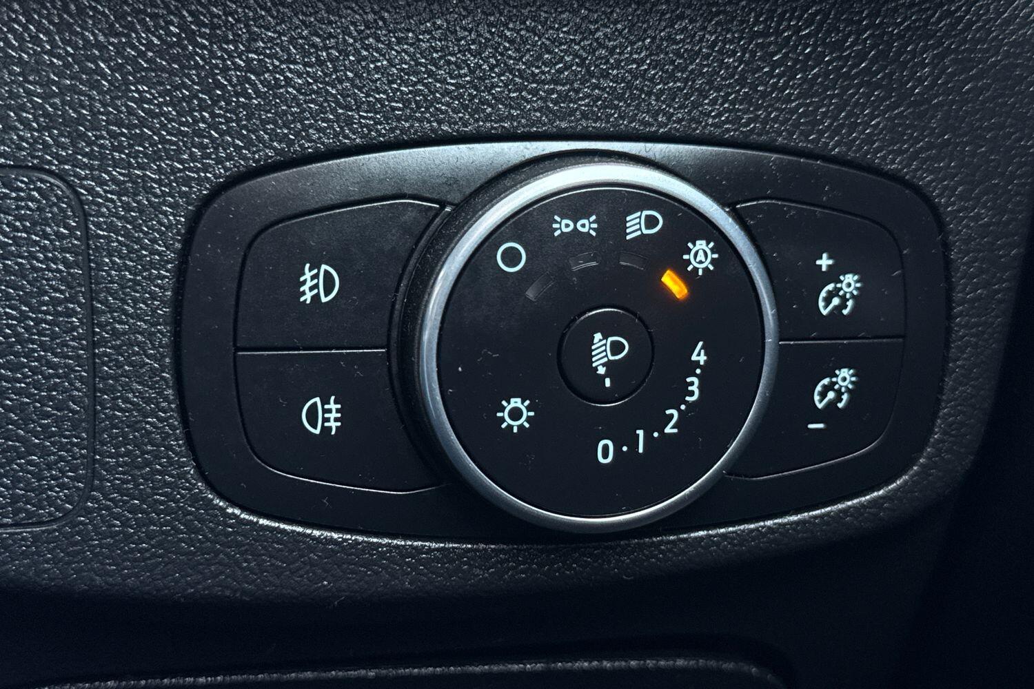 Used Ford Focus 2018 for sale - 78177695: Photo 32