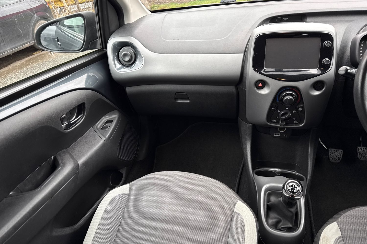 Used Toyota AYGO 2019 for sale - 77706988: Photo 20