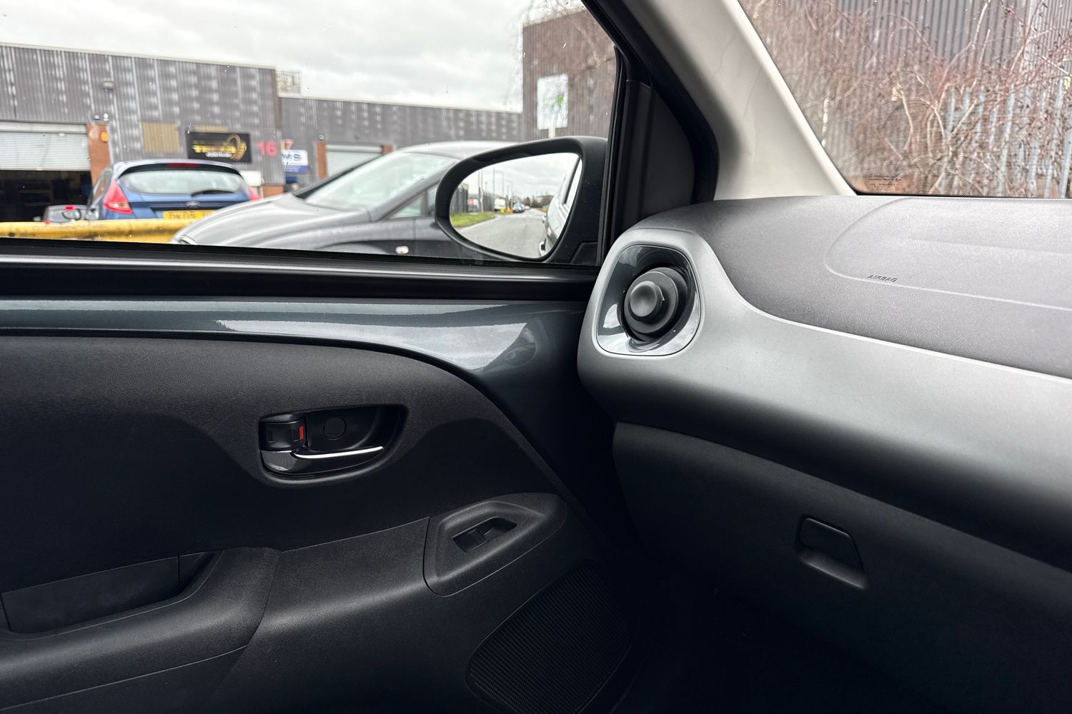 Used Toyota AYGO 2019 for sale - 77706988: Photo 30