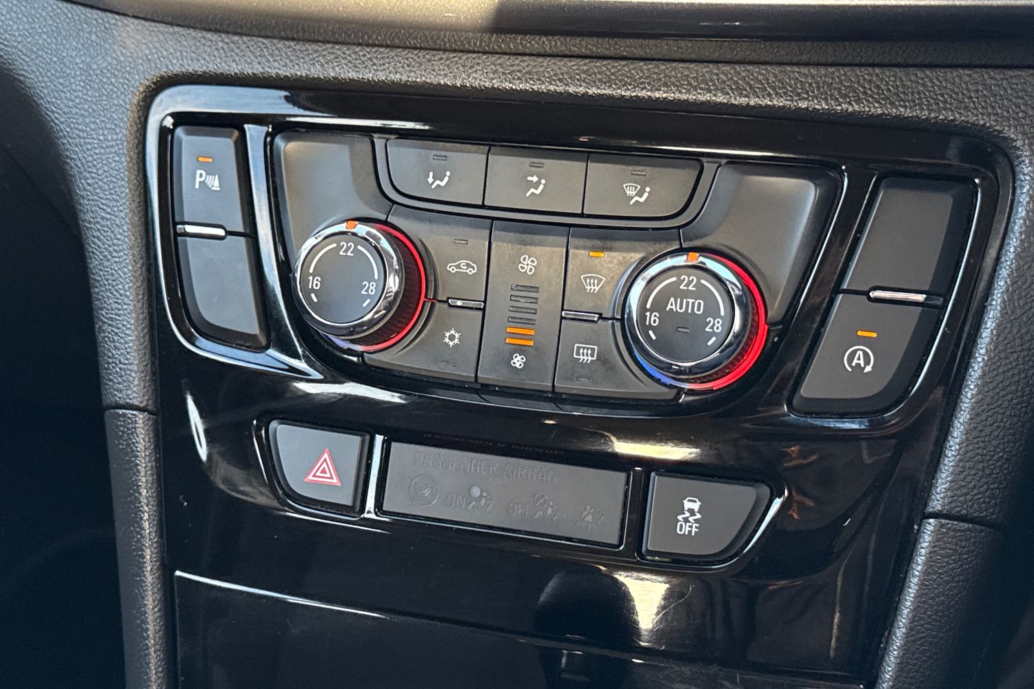 Used Vauxhall Mokka X 2017 for sale - 76805347: Photo 22