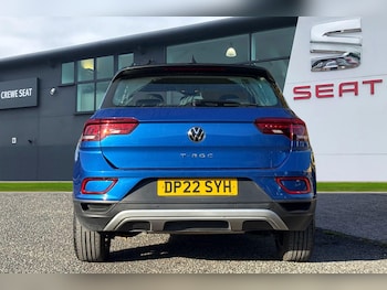 Used Volkswagen T-Roc 2022 for sale - 76115048: Photo 4