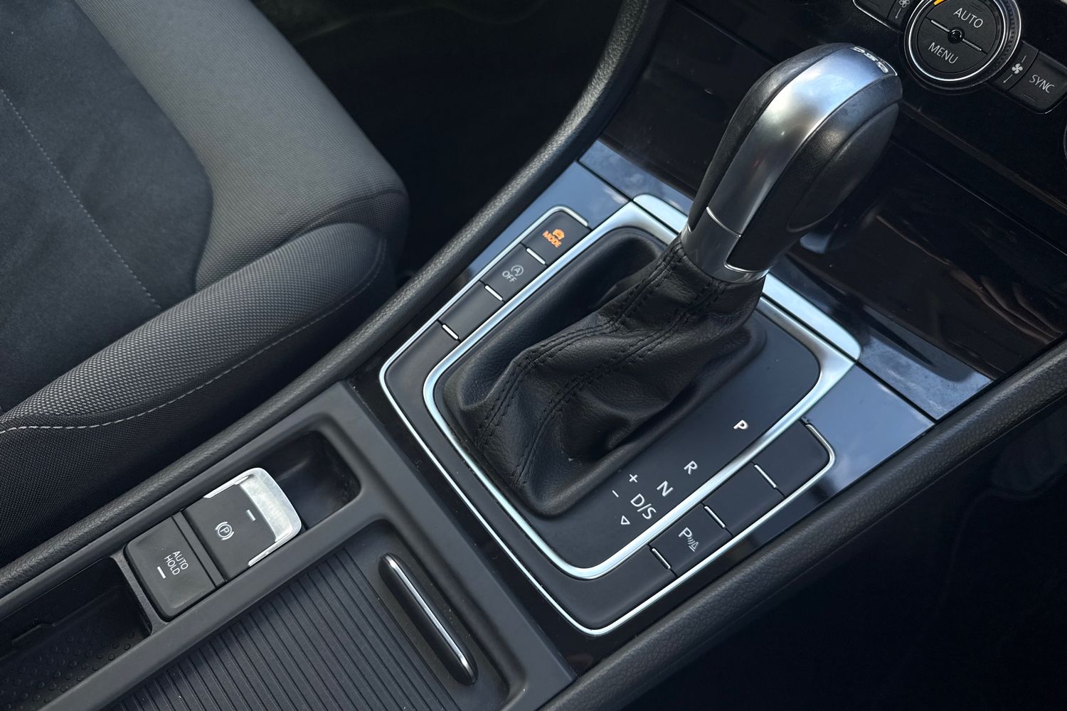 Used Volkswagen Golf 2017 for sale - 78079049: Photo 22