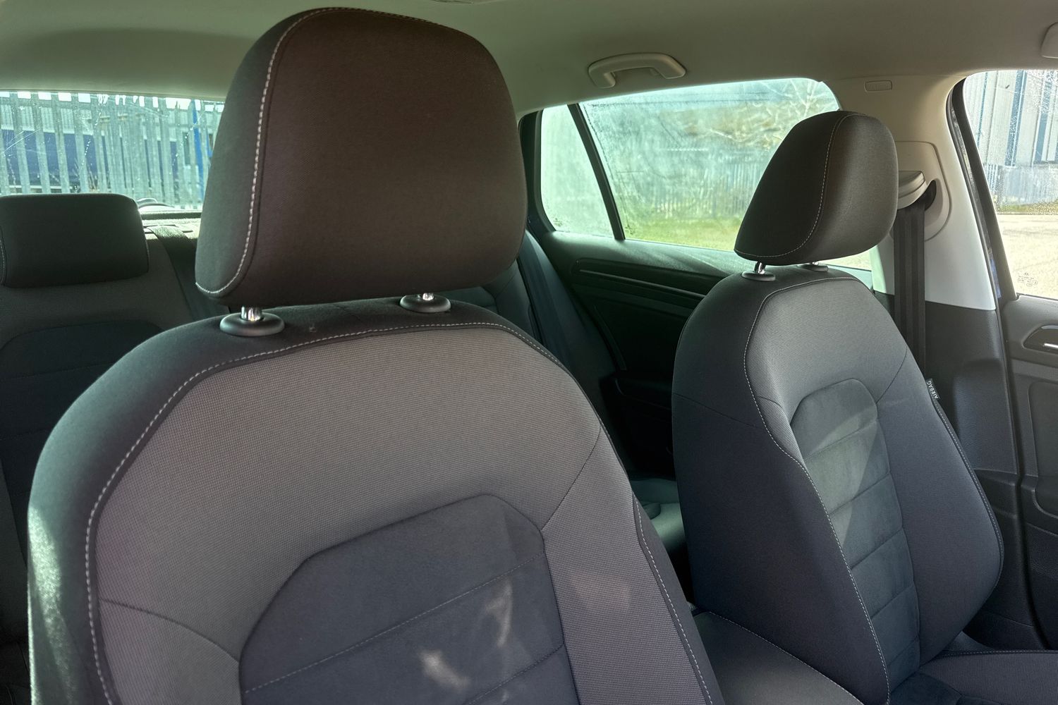 Used Volkswagen Golf 2017 for sale - 78079049: Photo 23