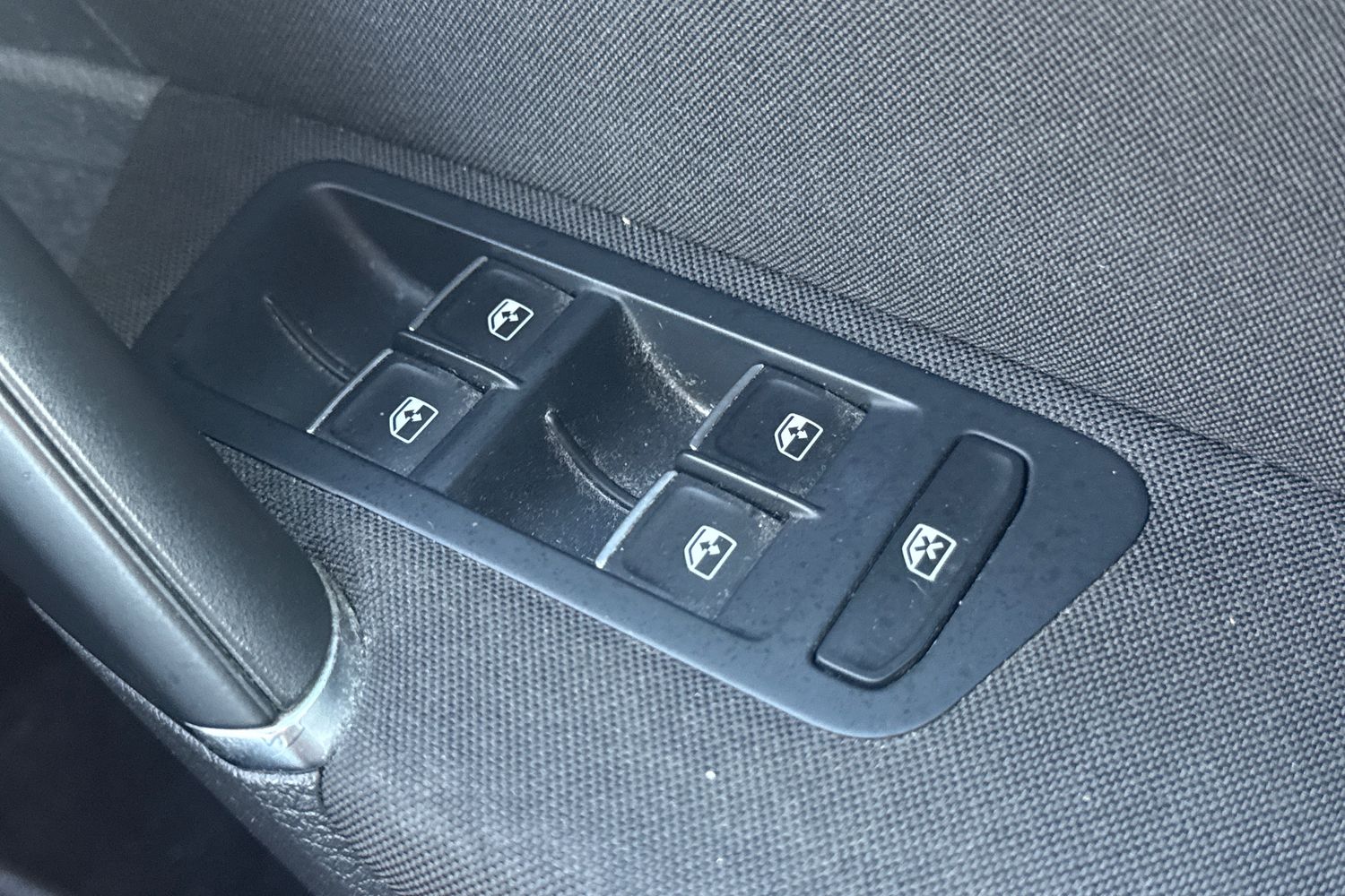 Used Volkswagen Golf 2017 for sale - 78079049: Photo 31