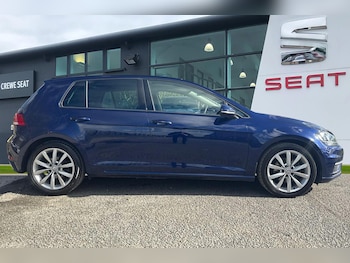 Used Volkswagen Golf 2017 for sale - 78079049: Photo