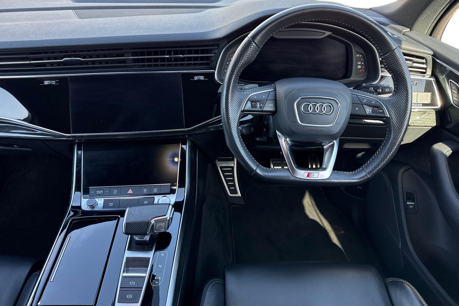 Used Audi Q7 2020 for sale - 77919298: Photo 18