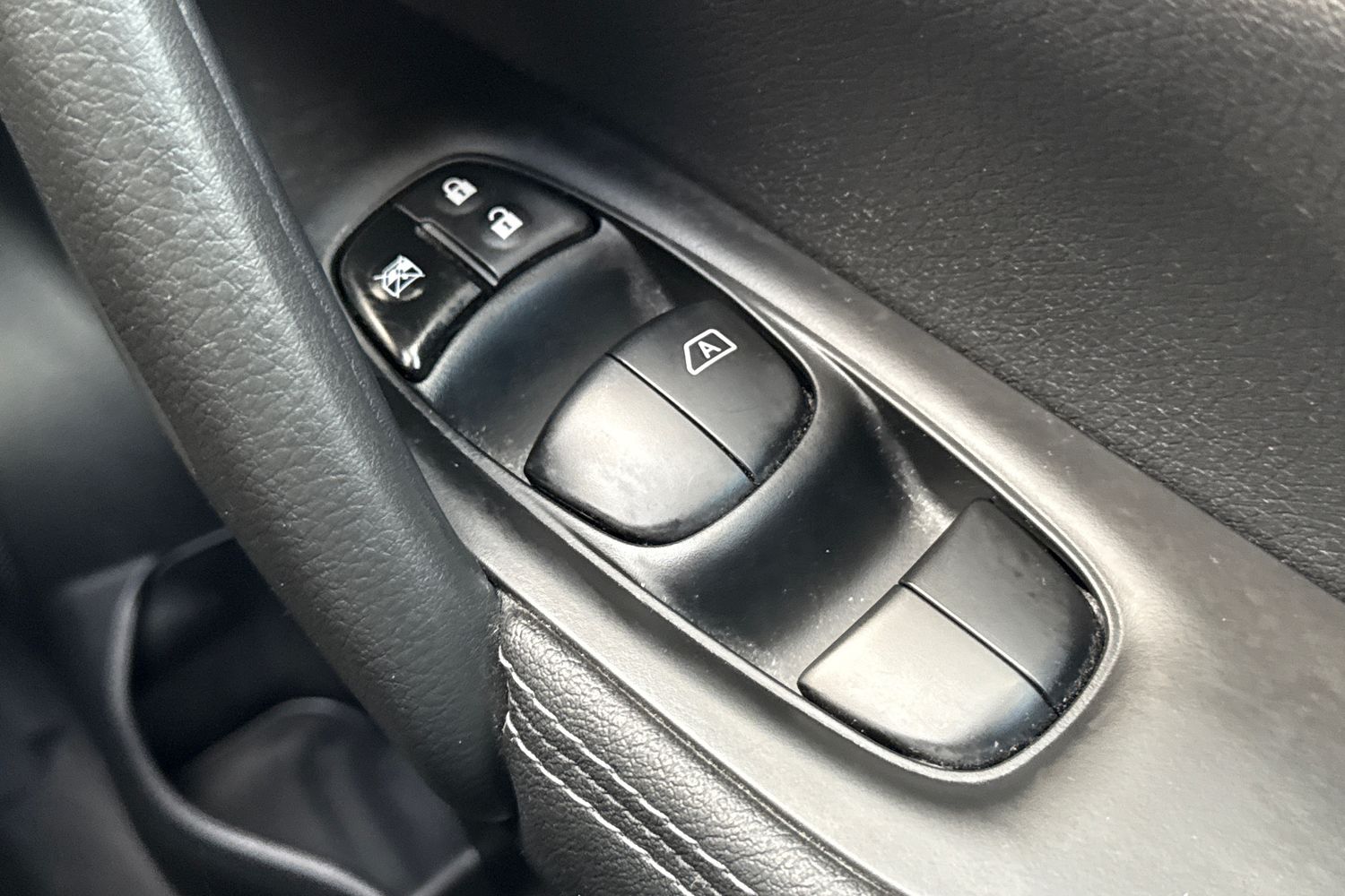 Used Nissan Qashqai 2016 for sale - 76697734: Photo 32