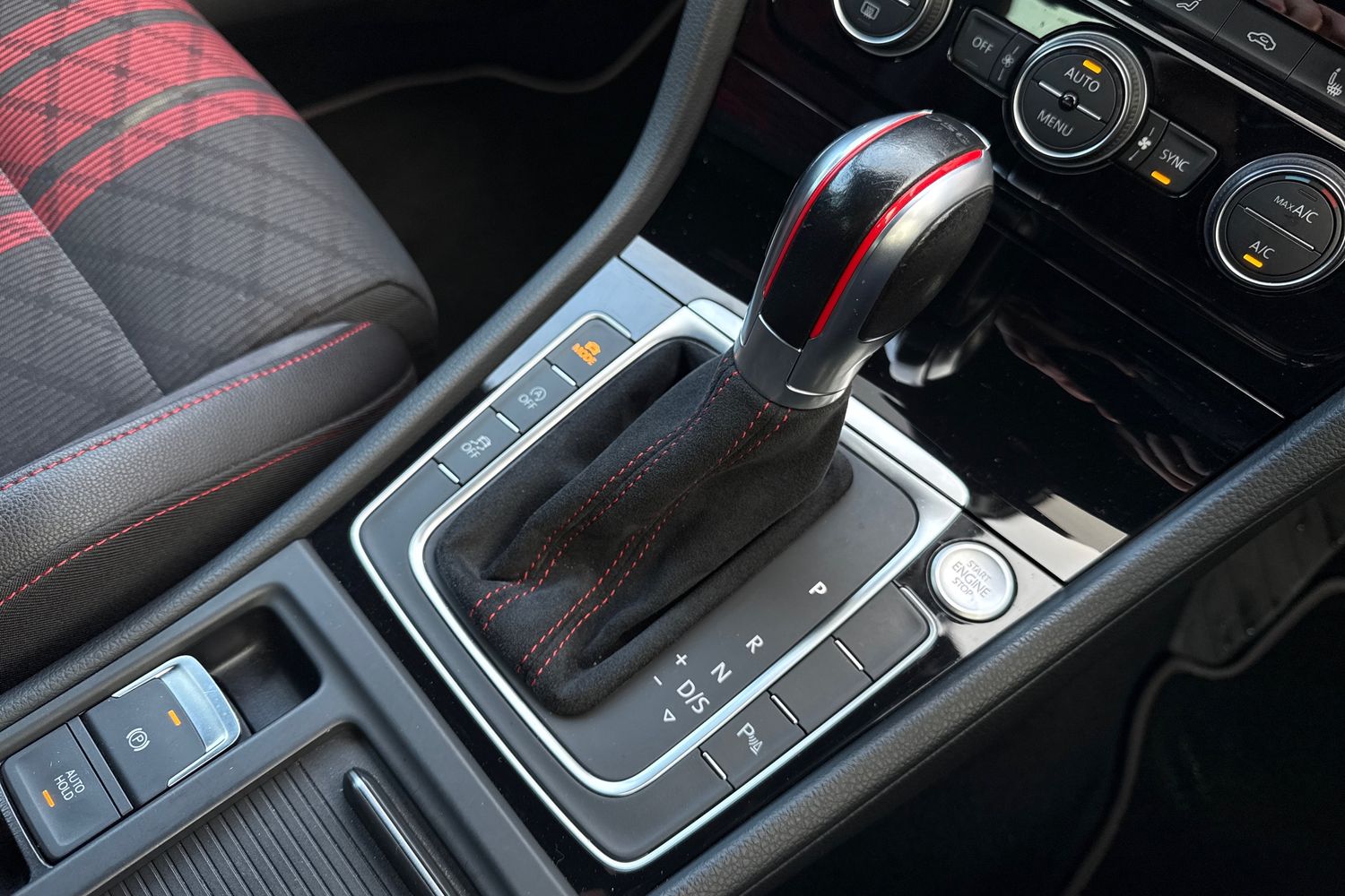 Used Volkswagen Golf 2019 for sale - 77138880: Photo 23