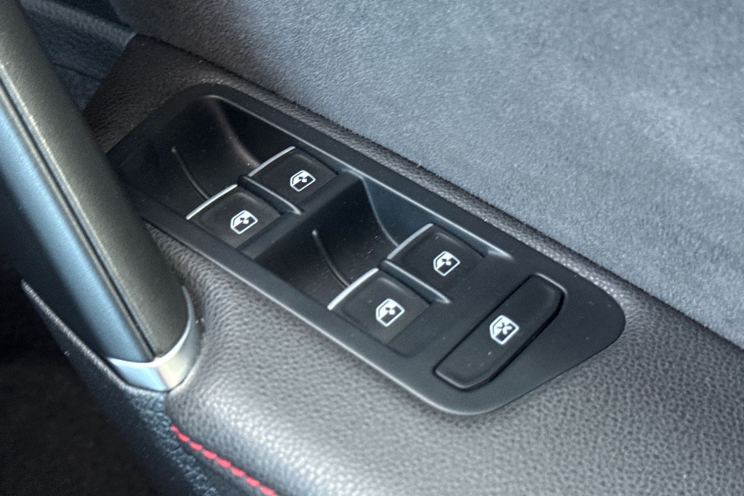 Used Volkswagen Golf 2019 for sale - 77138880: Photo 36