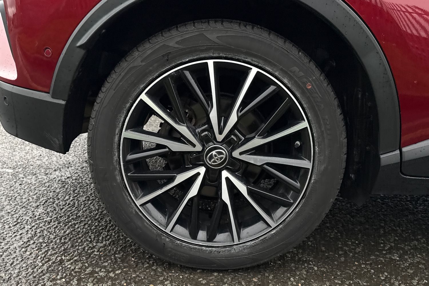 Used Toyota C-HR 2018 for sale - 77834907: Photo 11