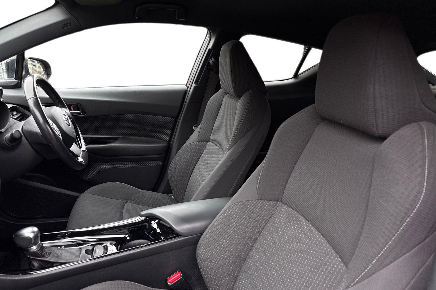 Used Toyota C-HR 2018 for sale - 77834907: Photo 16