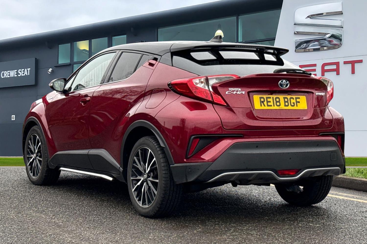 Used Toyota C-HR 2018 for sale - 77834907: Photo 2