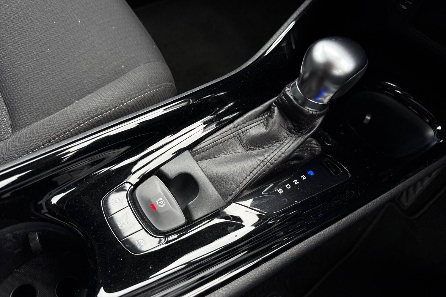 Used Toyota C-HR 2018 for sale - 77834907: Photo 23