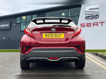 Used Toyota C-HR 2018 for sale - 77834907: Photo