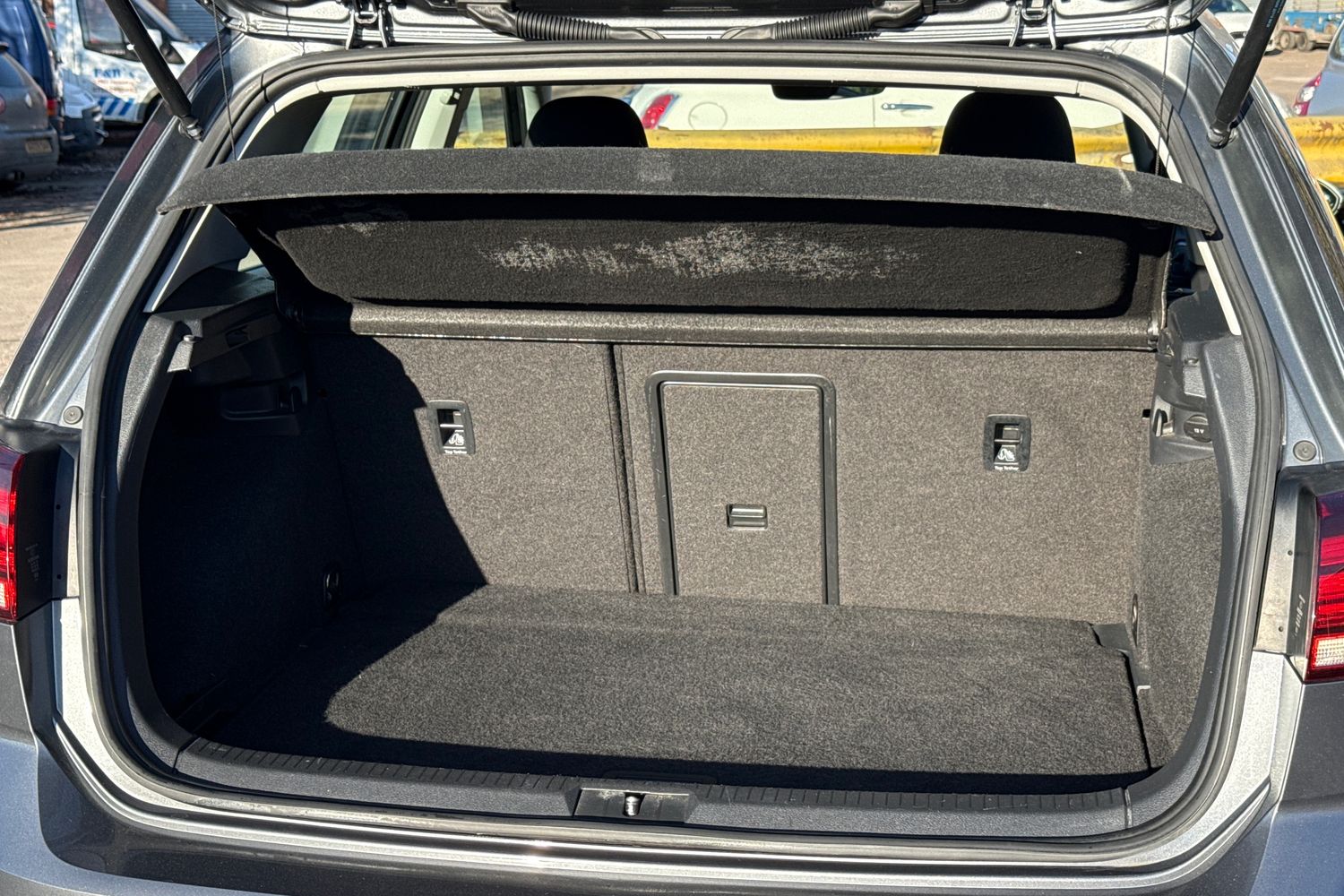 Used Volkswagen Golf 2018 for sale - 76654250: Photo 10