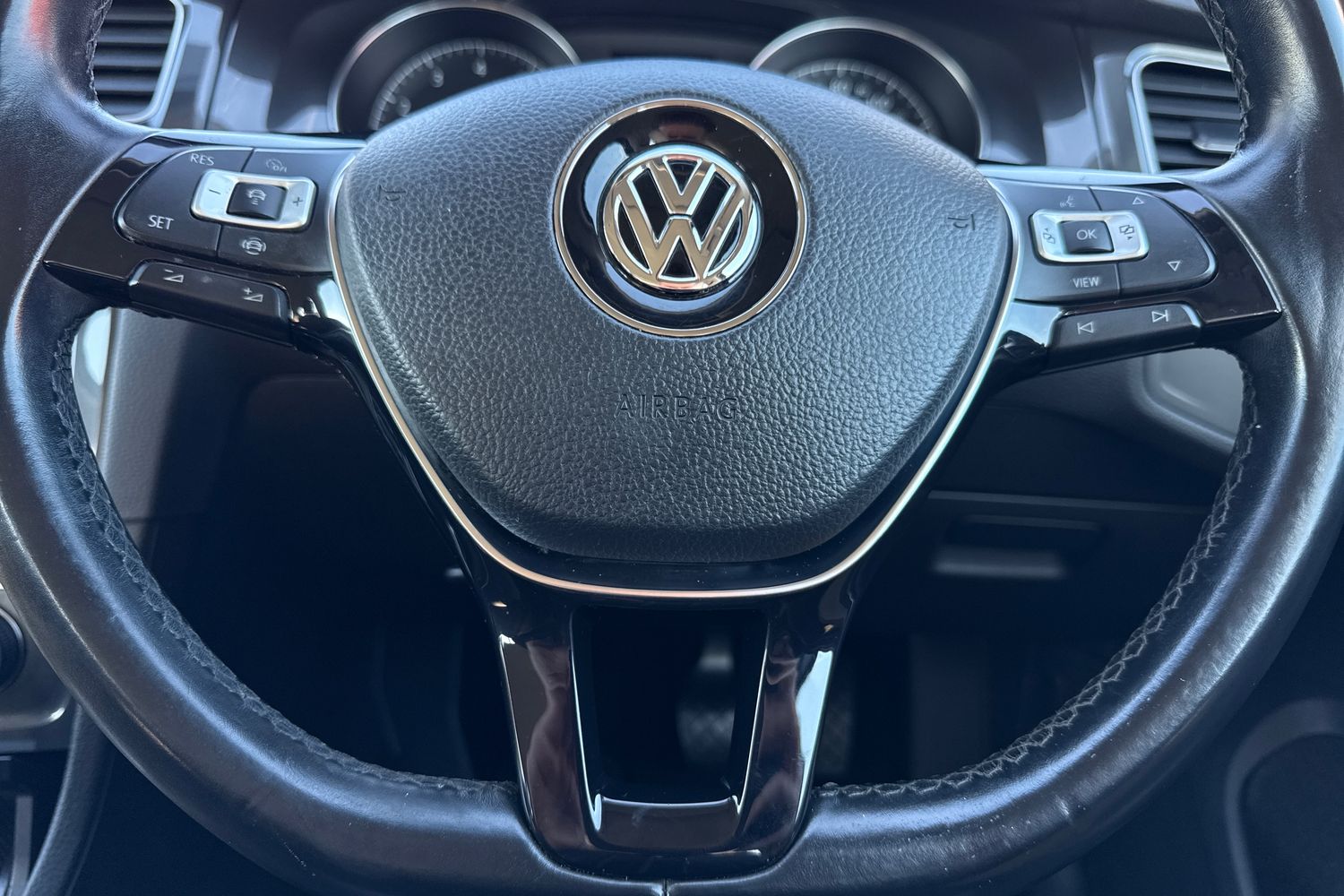 Used Volkswagen Golf 2018 for sale - 76654250: Photo 36