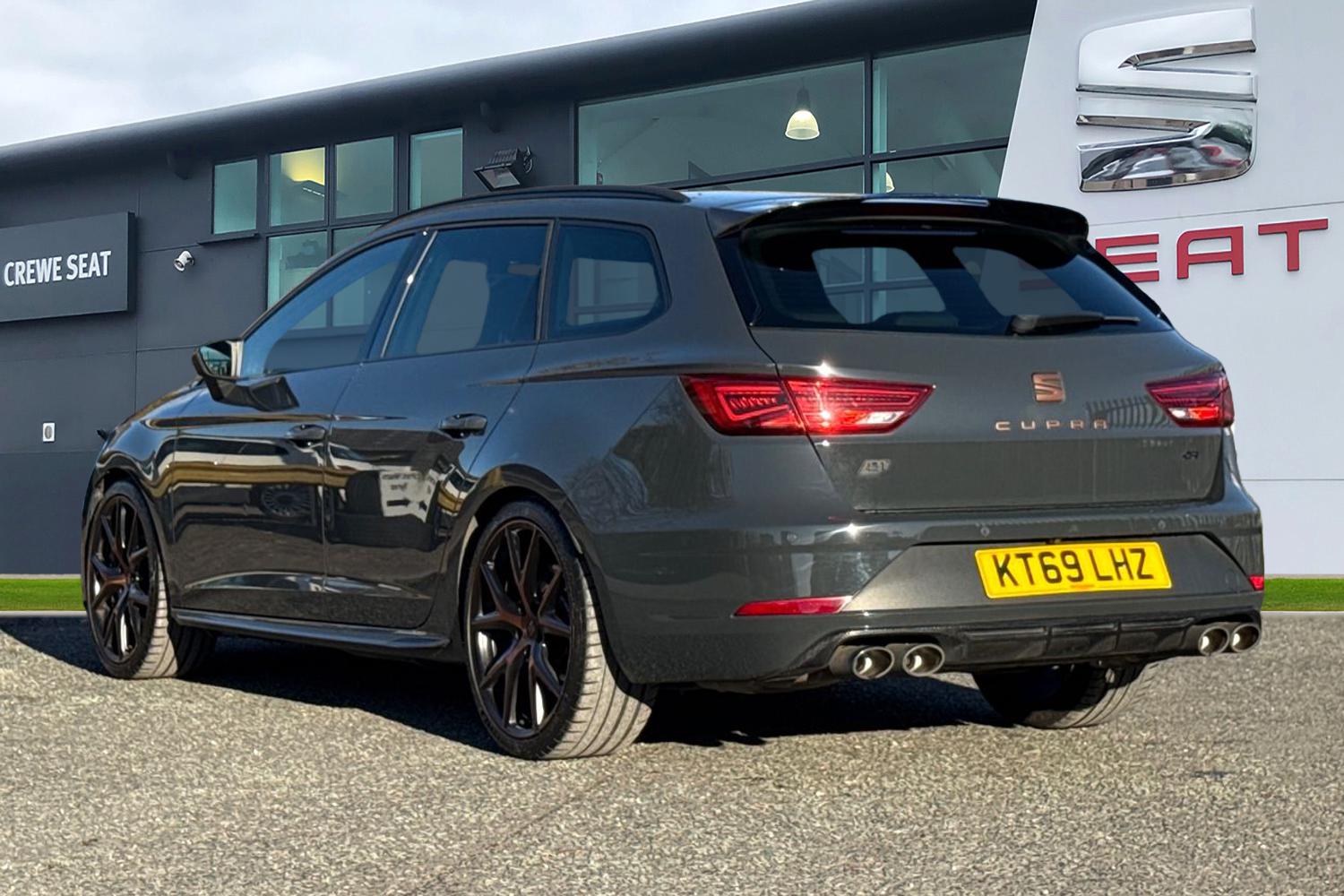 Used SEAT Leon 2020 for sale - 76636905: Photo 2