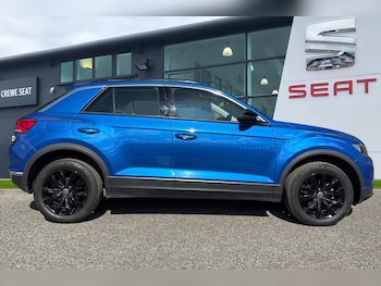 Used Volkswagen T-Roc 2020 for sale - 75766238: Photo