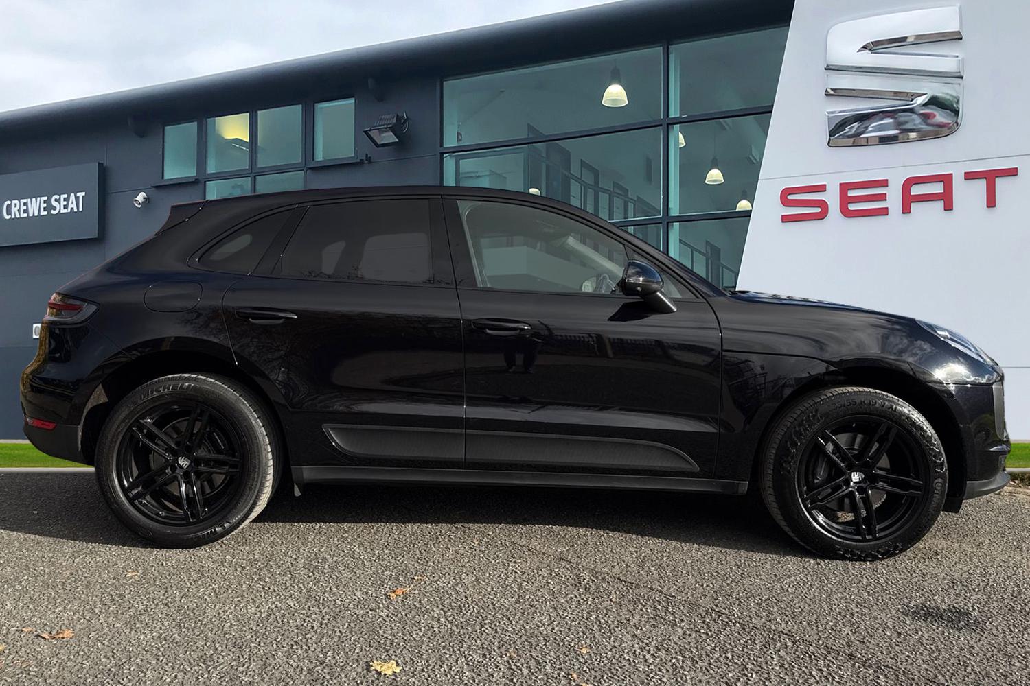Used Porsche Macan 2020 for sale - 76376616: Photo 3