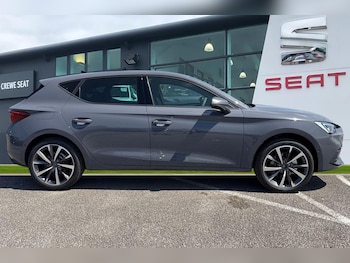 Used SEAT Leon 2026 for sale - 79458775: Photo