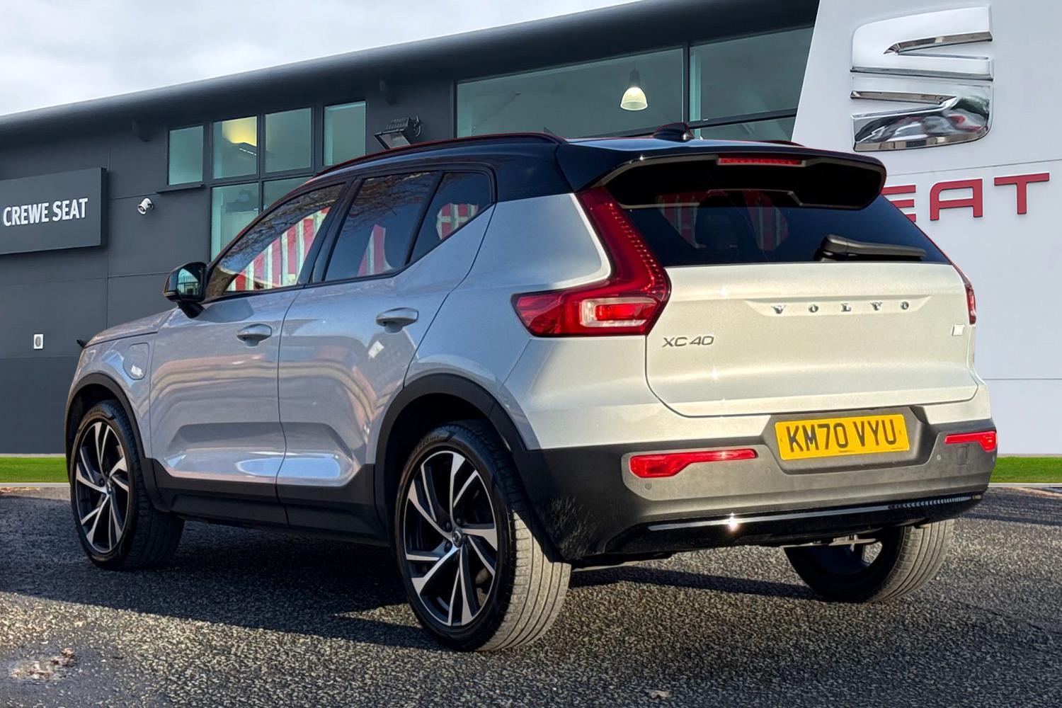Used Volvo XC40 2020 for sale - 77095839: Photo 2