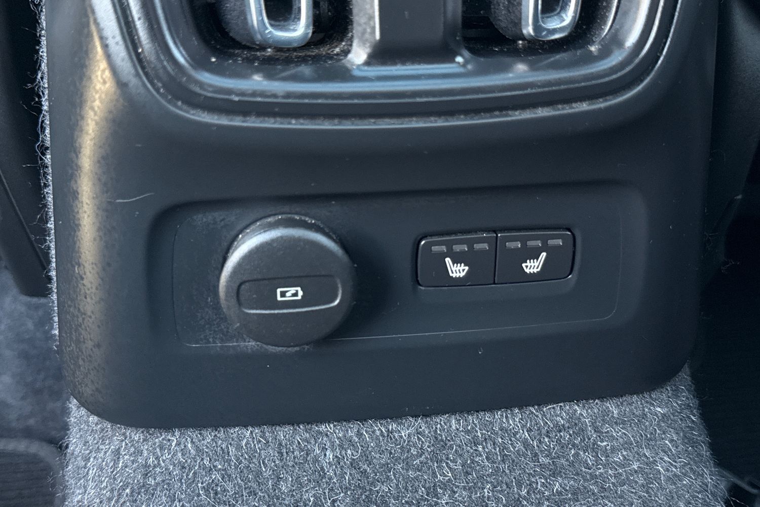 Used Volvo XC40 2020 for sale - 77095839: Photo 35