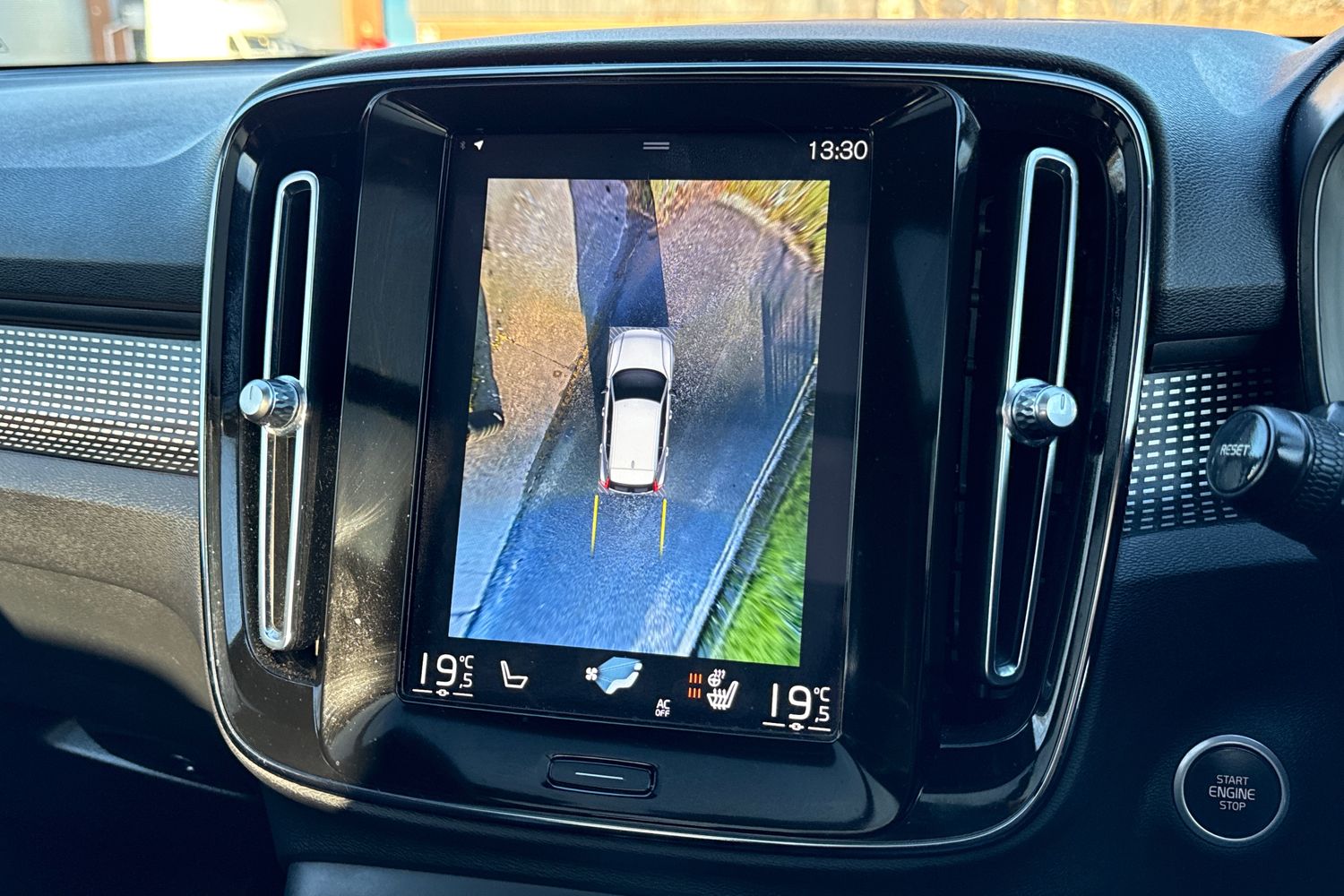 Used Volvo XC40 2020 for sale - 77095839: Photo 42