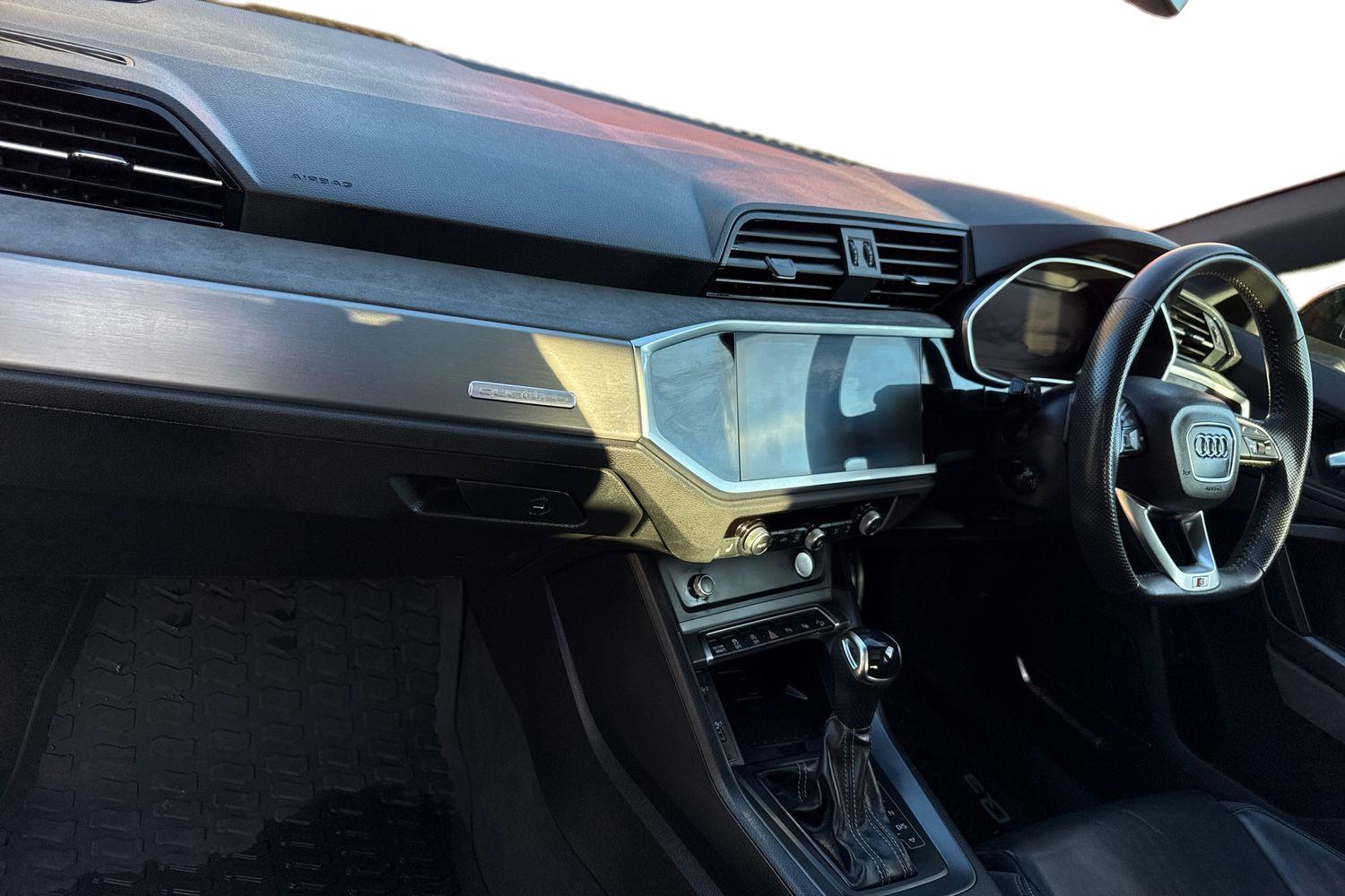 Used Audi Q3 2019 for sale - 76805431: Photo 15