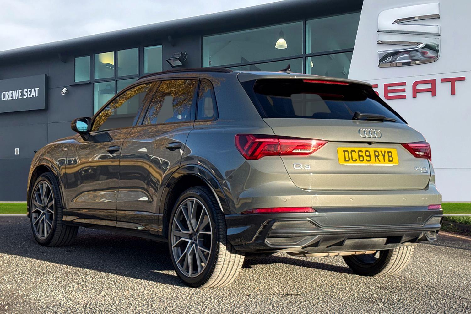 Used Audi Q3 2019 for sale - 76805431: Photo 2