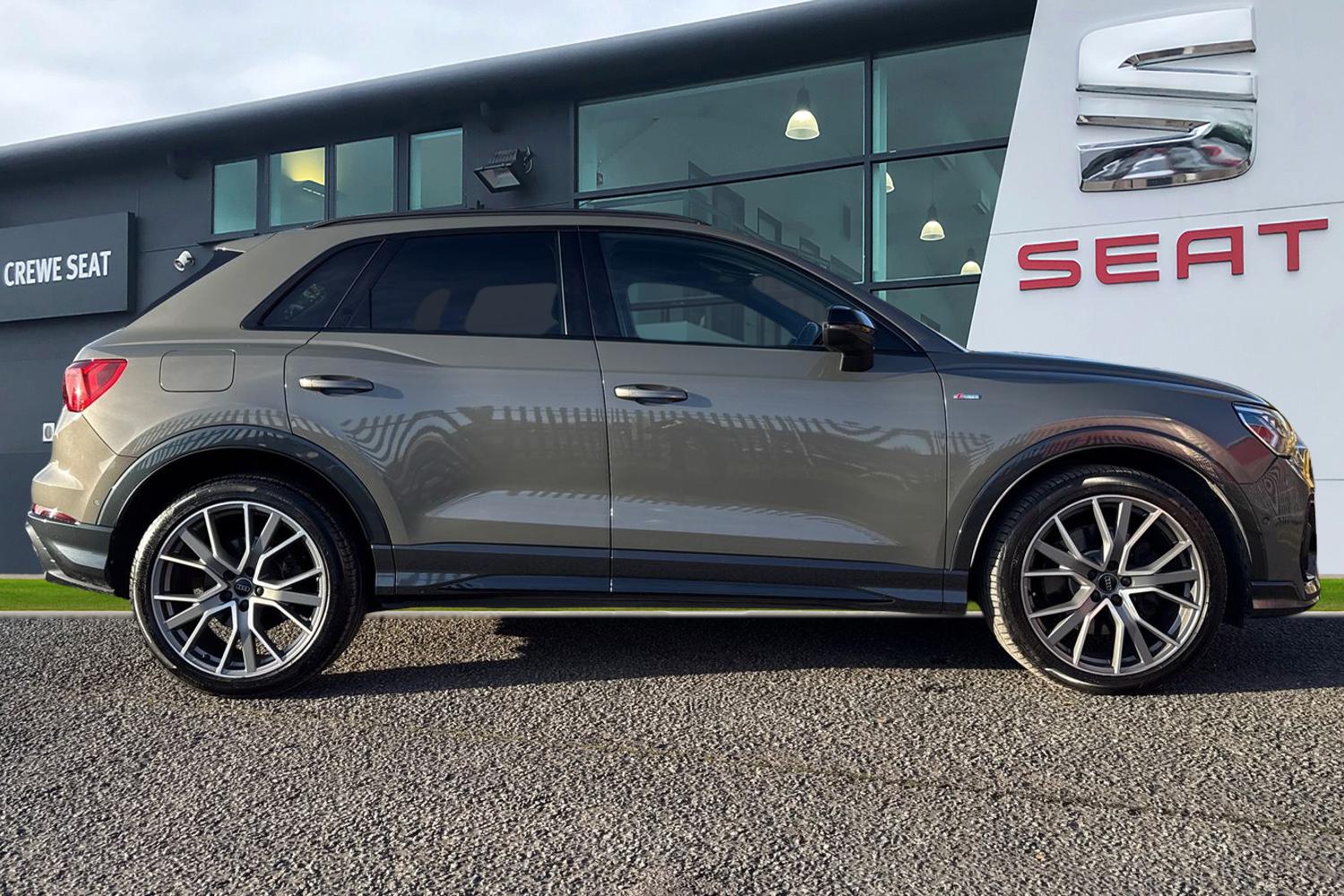 Used Audi Q3 2019 for sale - 76805431: Photo 3